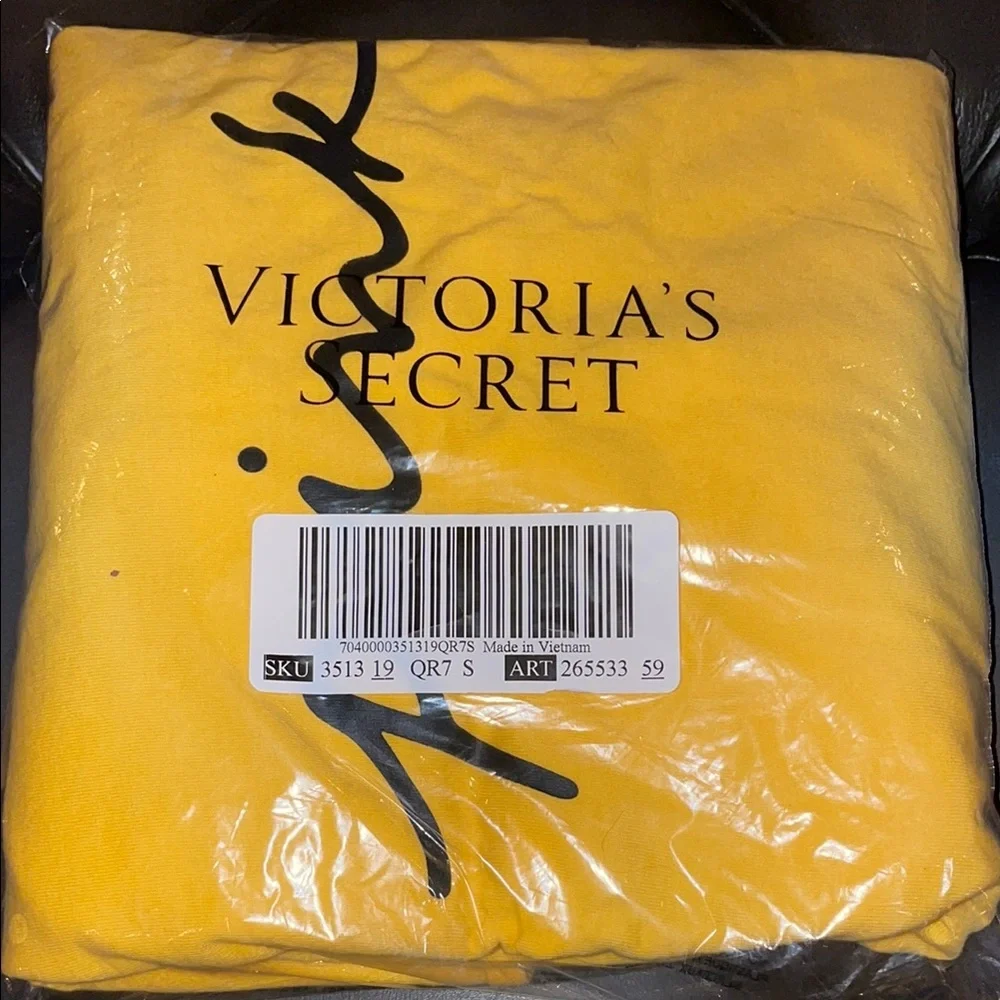 Victoria's Secret Pink Yellow Long Sleeve Shirt - Picture 5 of 7